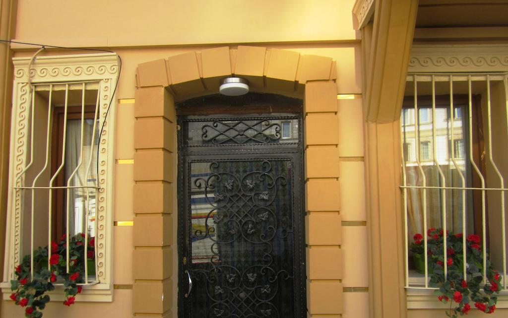 Blue Marmaray Apart Istanbul Exterior photo